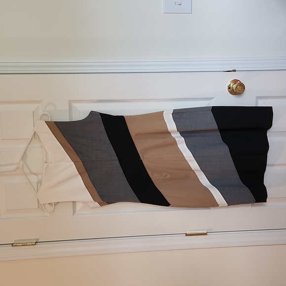 White House Black Market Dress - Picture 3 of 3